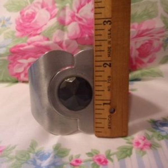 "Vtg Aluminum Hinged Clamp Style Bracelet " - Picture 8 of 8